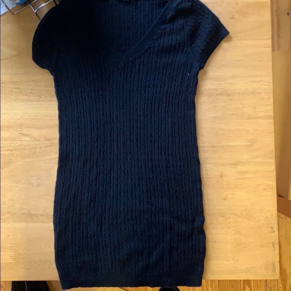 Gap V neck sweater size small - Picture 2 of 5
